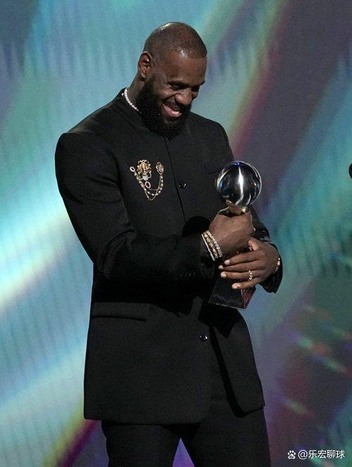 恭喜!亚历山大荣膺ESPY年度最佳男运动员+最佳NBA球员